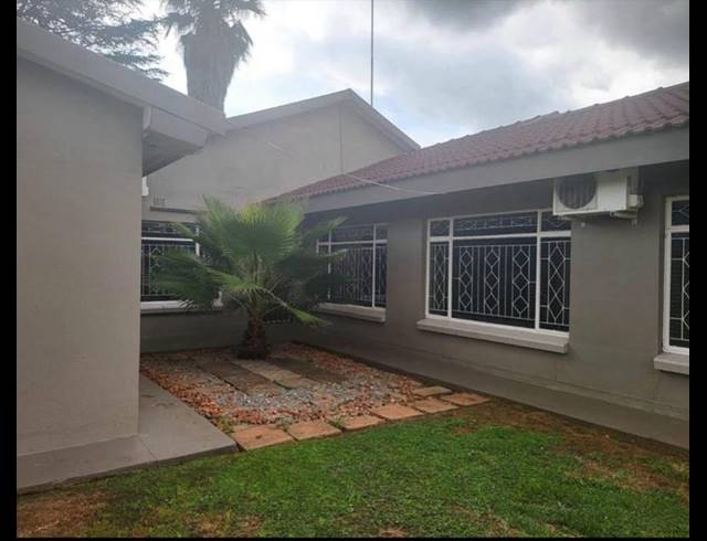 4 BEDROOM HOUSE FOR SALE IN ARCON PARK